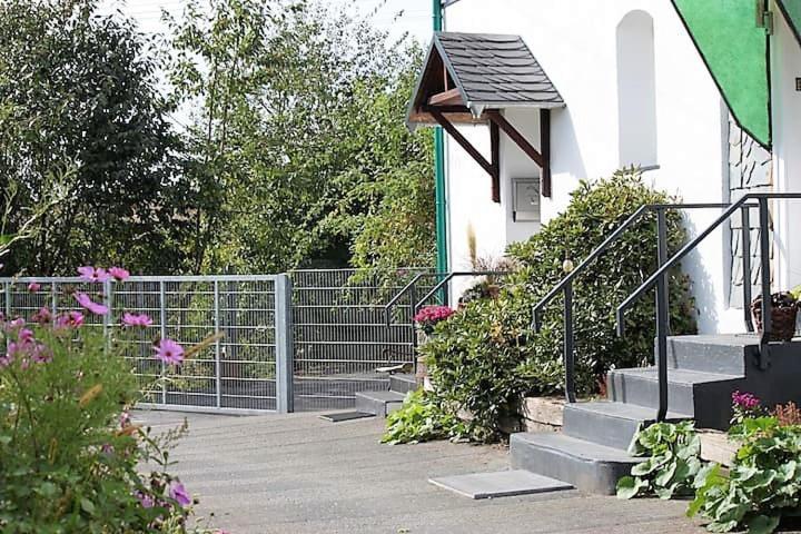 Molehill Shire Apartment Huckeswagen Bagian luar foto